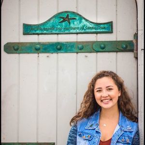 Meet your Posher, Karina